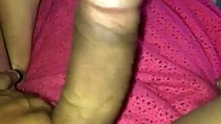Beautiful black beauty gives great blow job and swallows every drop