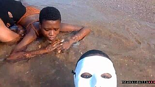 Black beauty enjoys sex on the beach during her holiday