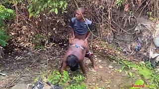 Outdoor Stroll with Babe Turns into River Yard Fucking