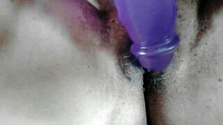Biancablanken seduces an African queen with clitoral play